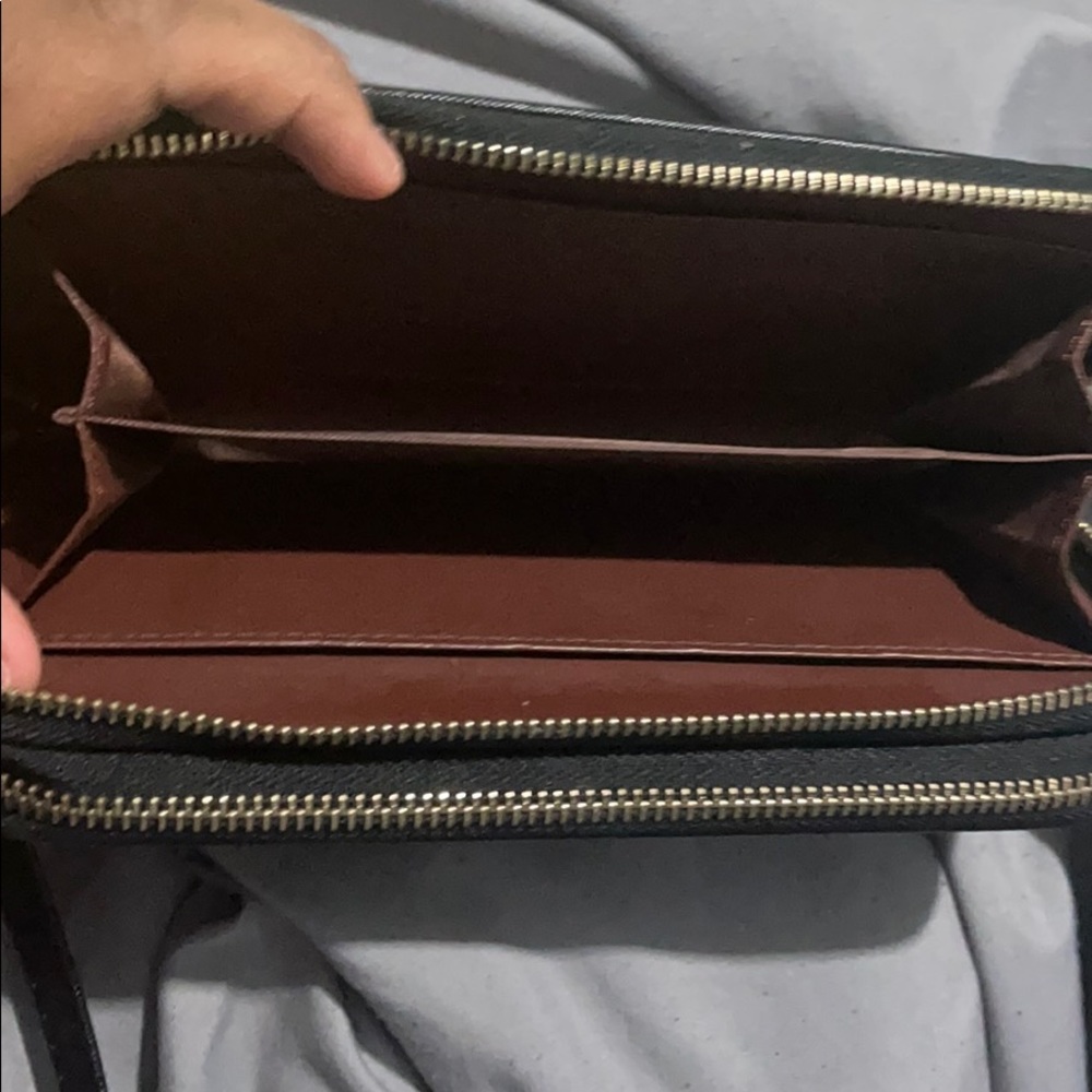 Wallet - Picture 3 of 5